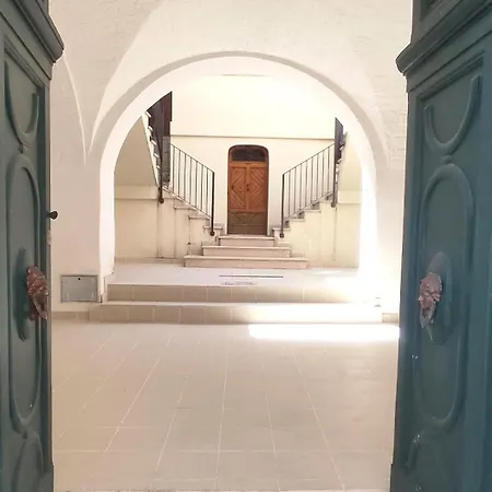 La Dimora Dell' Artista Apartment *